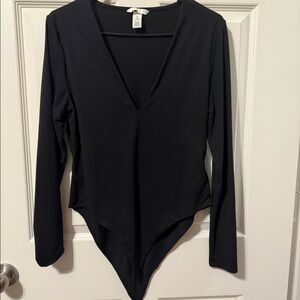 H&M V-Neck Long sleeve bodysuit